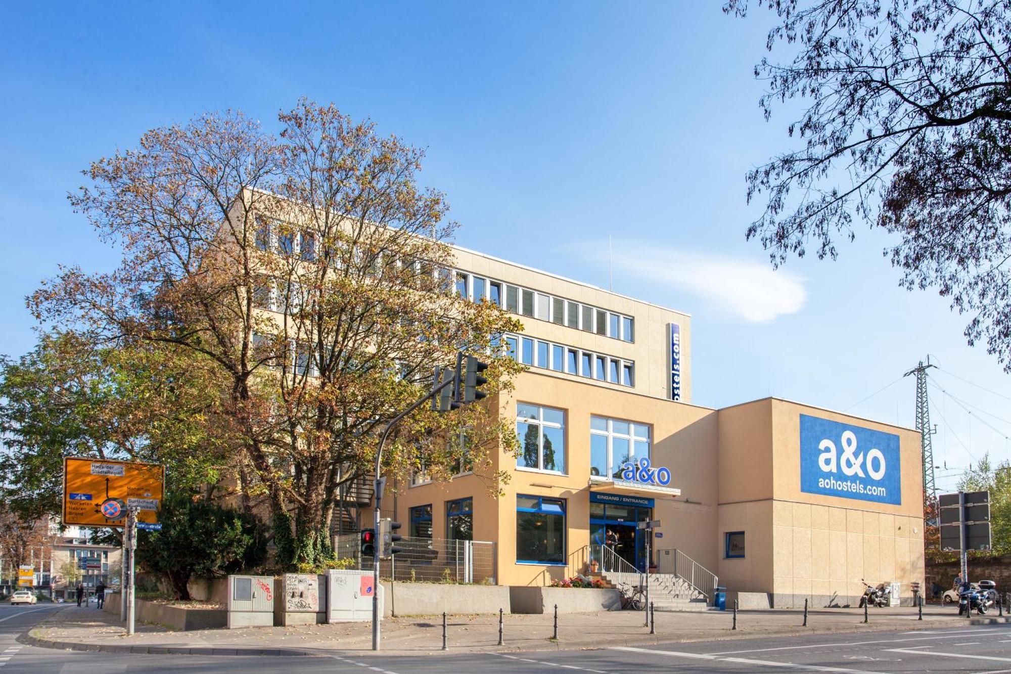 A&O Aachen Hauptbahnhof Hotel Exterior photo